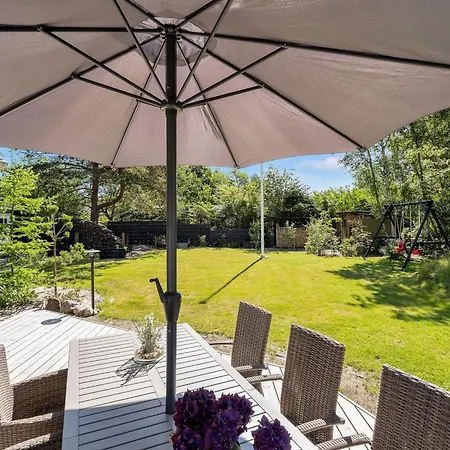 Fido - 300m From The Sea By Interhome * Hals